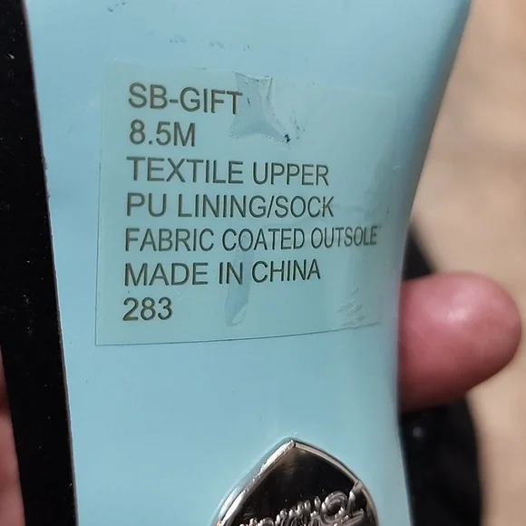 Betsey Johnson heels size 8.5 - Picture 12 of 12